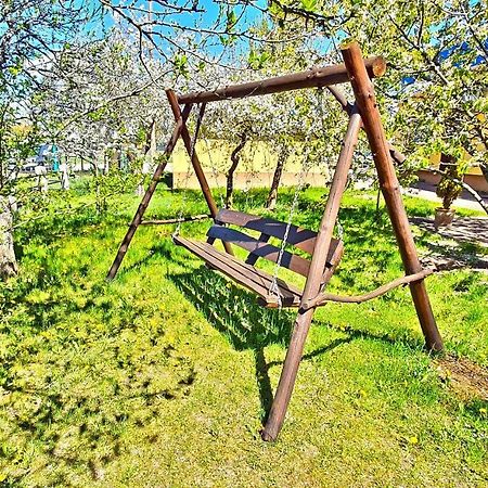 Apartamenty Turystyczna เอากุสตูฟ ภายนอก รูปภาพ